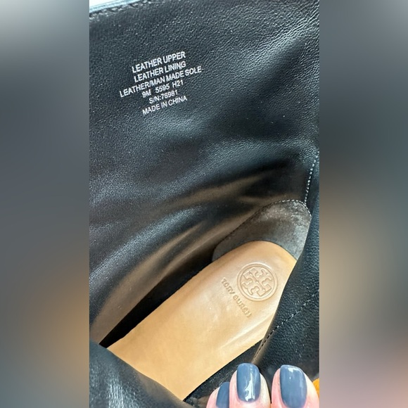 TORY BURCH Miller Black Calfskin Ankle Bootie US9. Perfect condition $398 retail - Picture 10 of 16